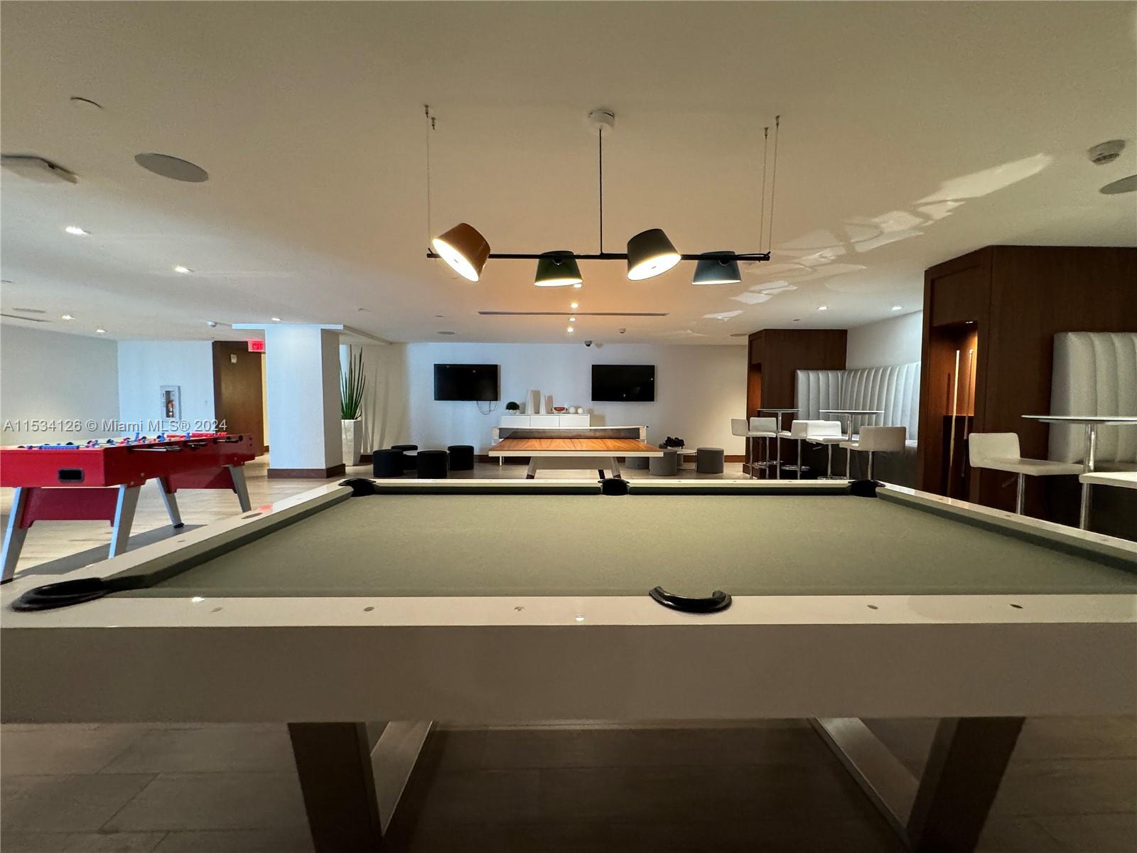 PARQUE TOWERS CONDO - Residential