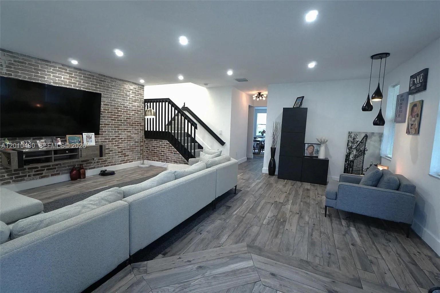 SUMMERVILLE SUB - Residential