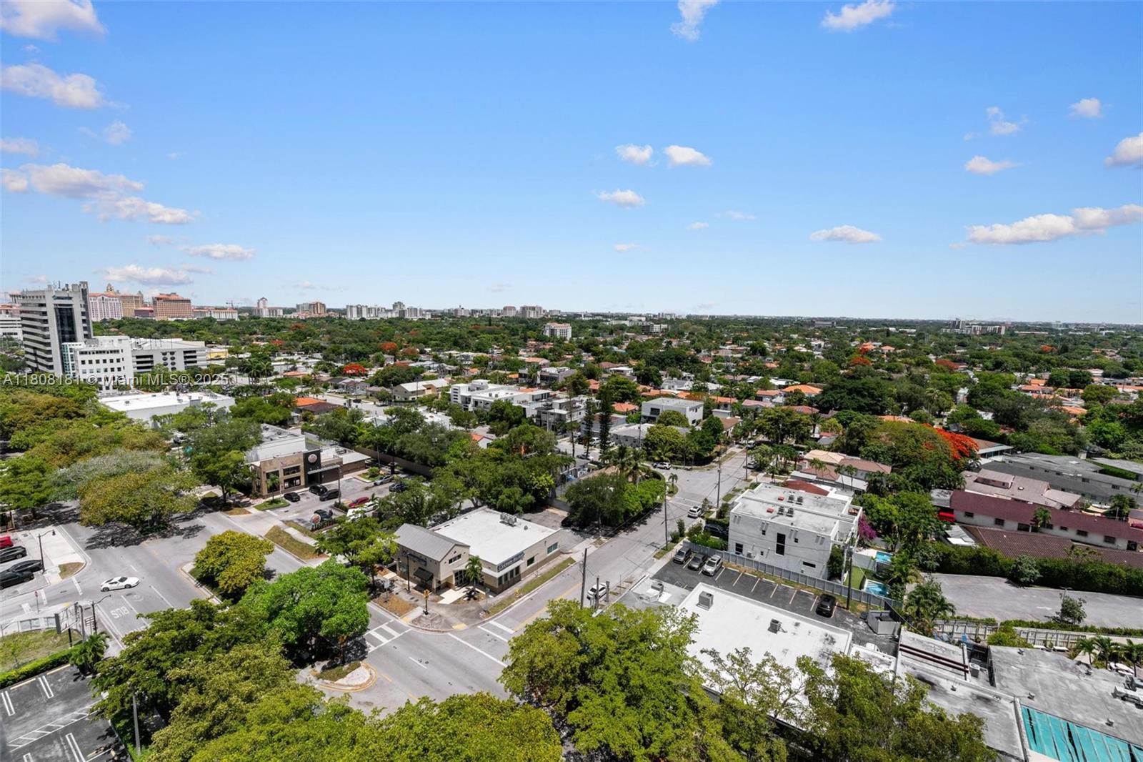 THE ASTON CONDO - Residential