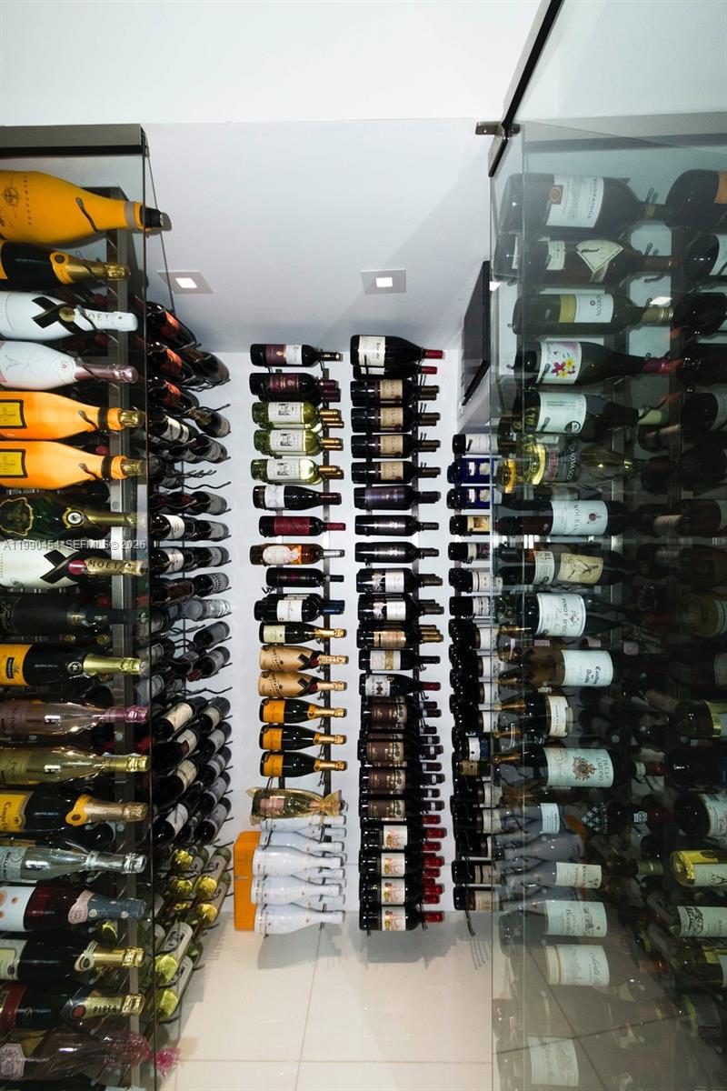 SAYAN CONDO - Residential Lease