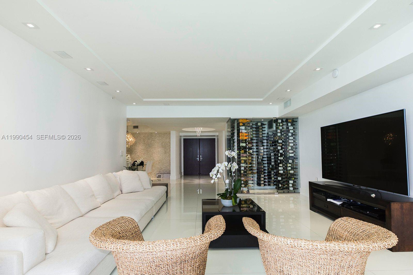 SAYAN CONDO - Residential Lease