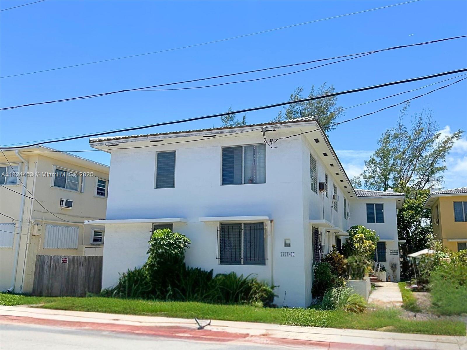 Investor Opportunity in Prime Location. Unlock the potential of this multifamily gem in one of the city's most sought-after neighborhoods. With 8 legal units currently configured as 10, this vacant building offers a rare chance to reimagine and reposition a property with incredible upside. The structure requires extensive renovation-ideal for seasoned investors or rehab specialists ready to take on a full-scale project. The location makes this a compelling play for those with vision. Showings by appointment only. Contact listing agent for details.