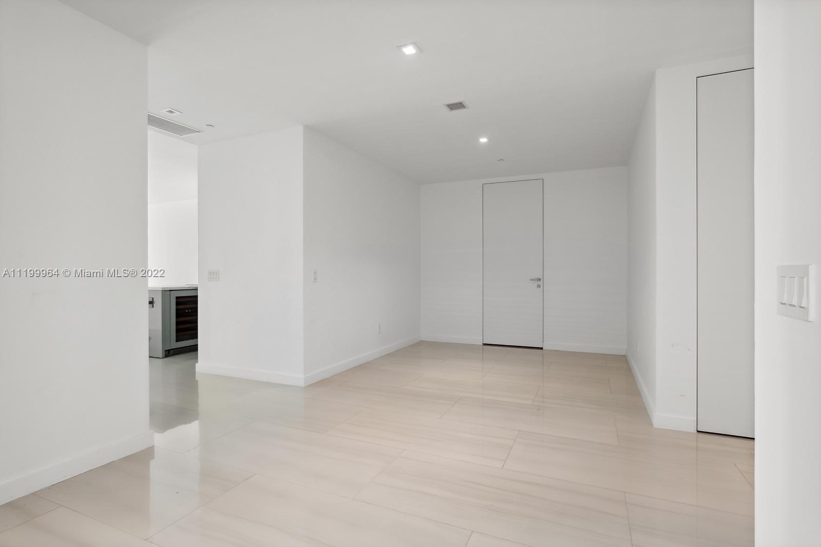 18975 COLLINS CONDO - Residential