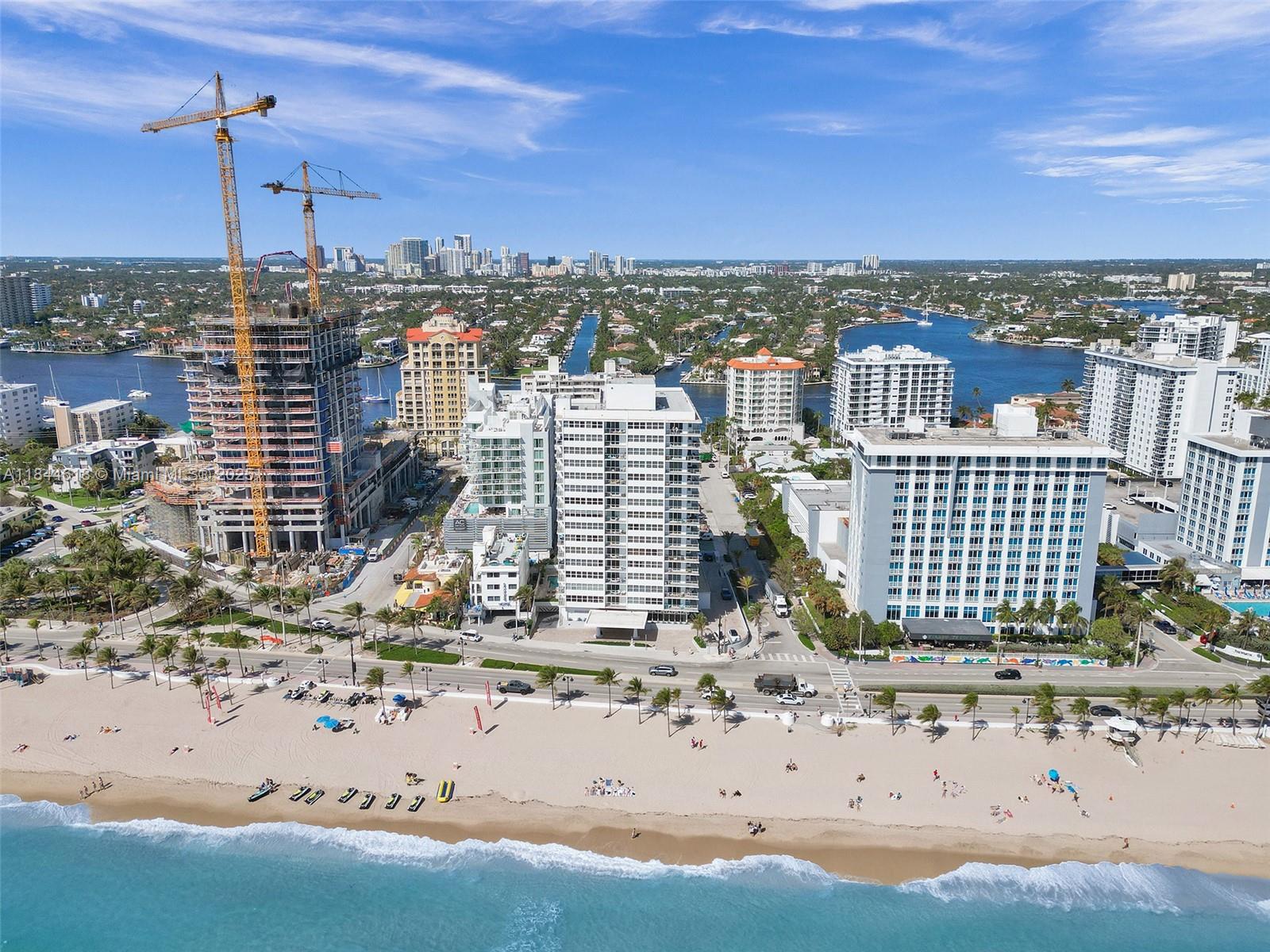 SEASONS CONDO - Residential