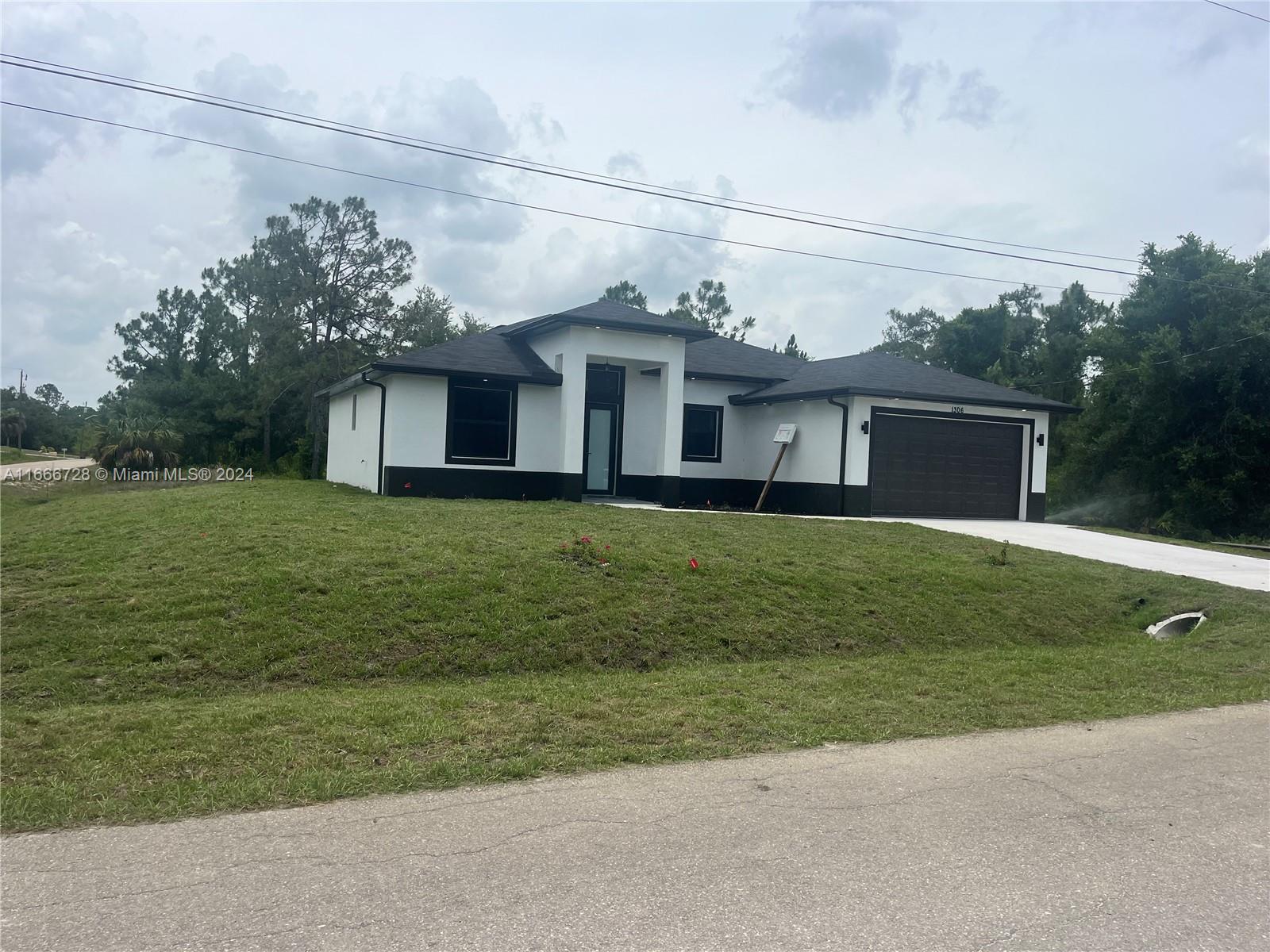 LEHIGH ACRES UNIT 10 - Residential