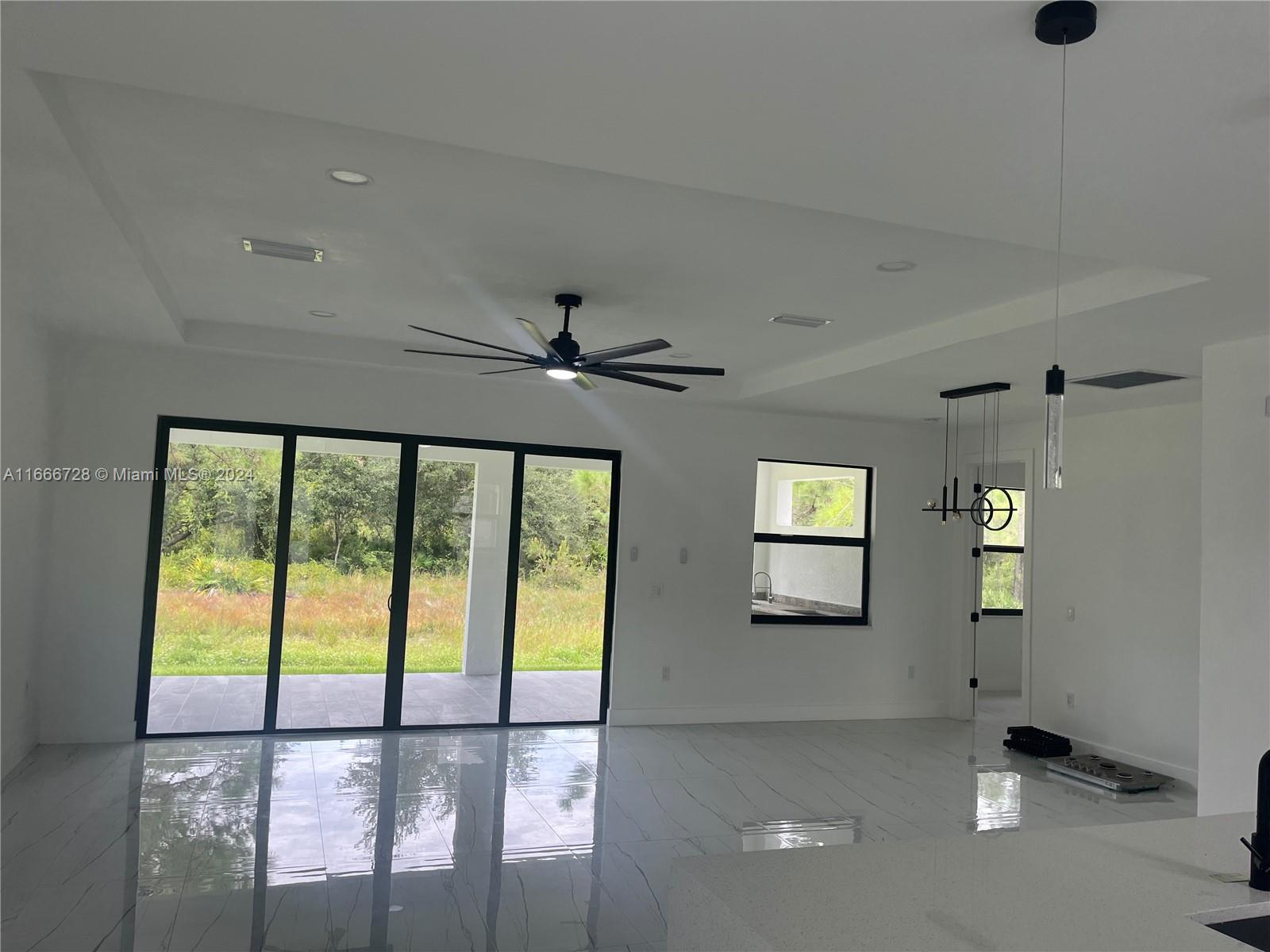 LEHIGH ACRES UNIT 10 - Residential
