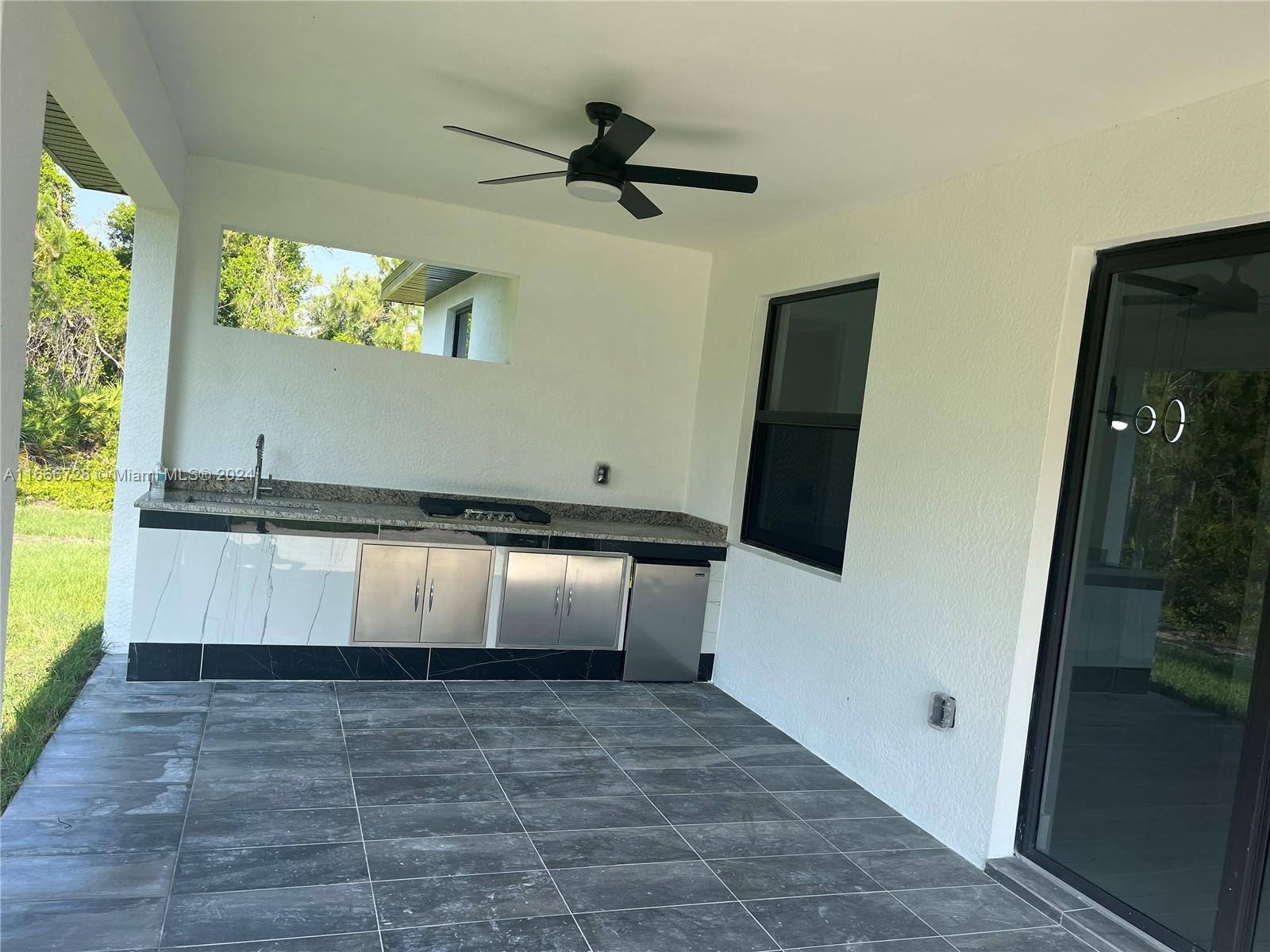 LEHIGH ACRES UNIT 10 - Residential