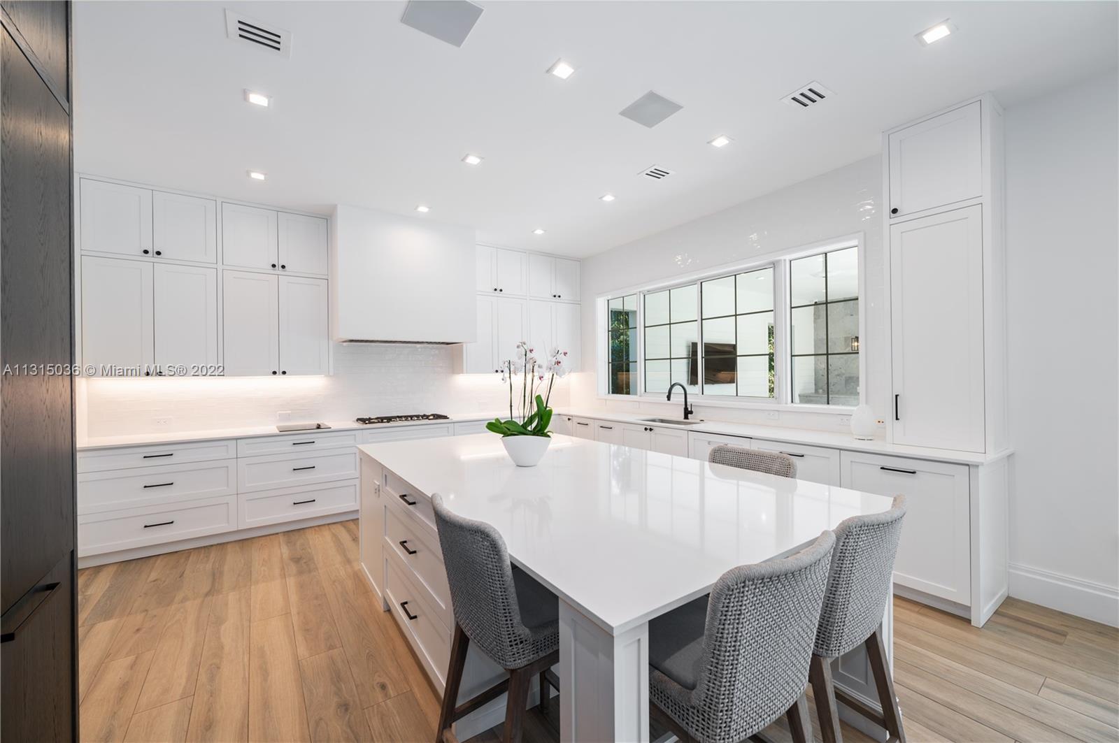 WINDOVER GROVE - Residential