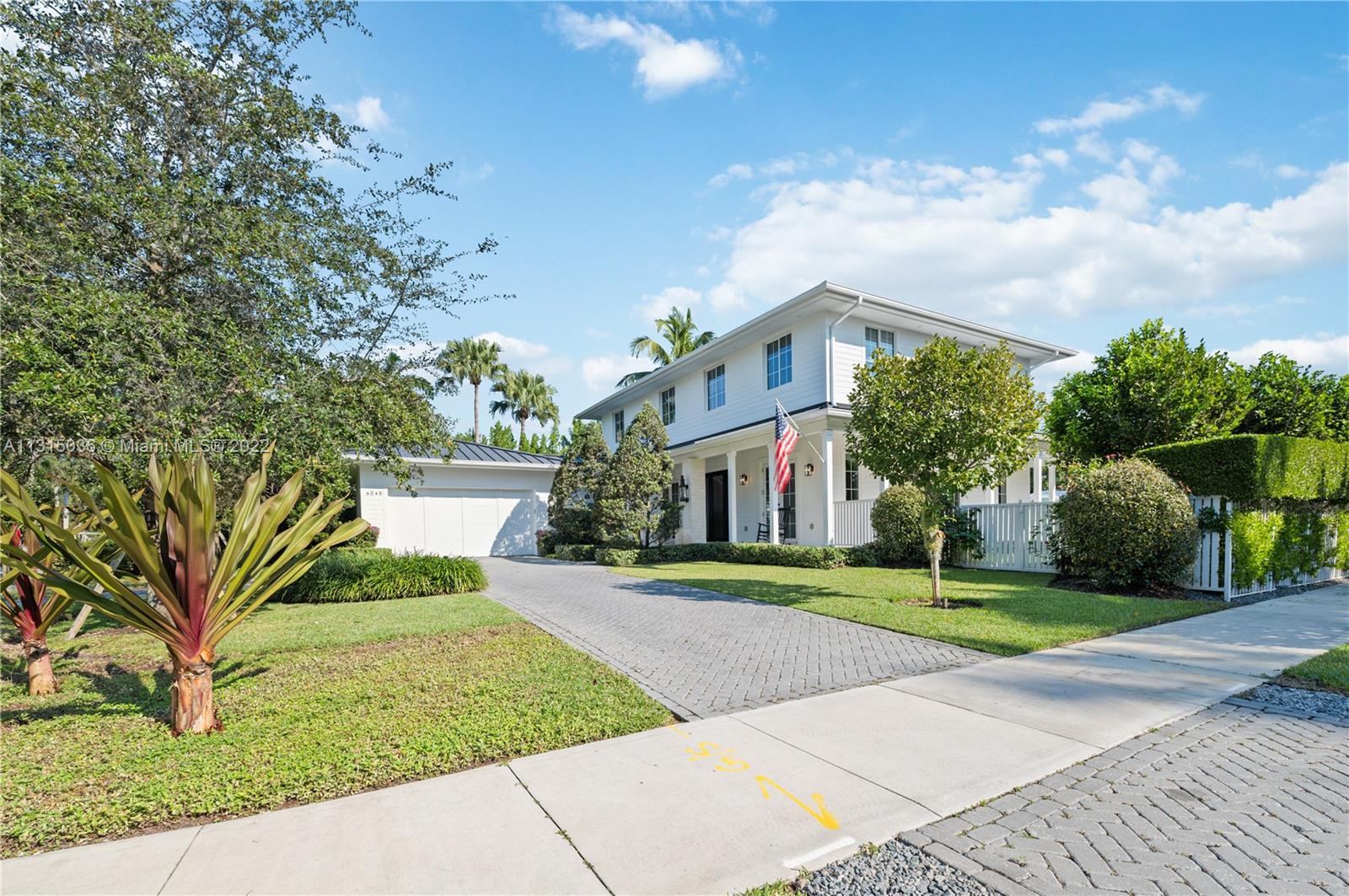 WINDOVER GROVE - Residential
