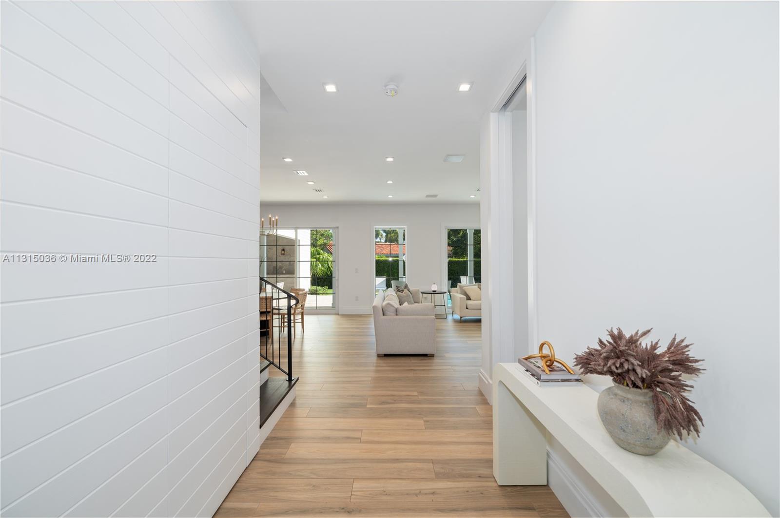 WINDOVER GROVE - Residential