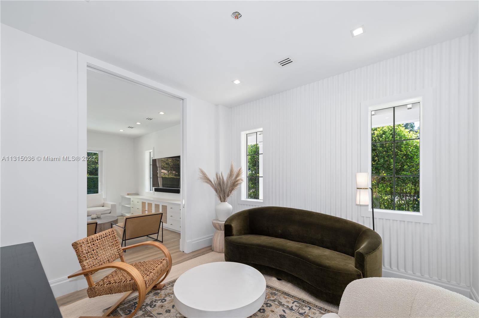 WINDOVER GROVE - Residential