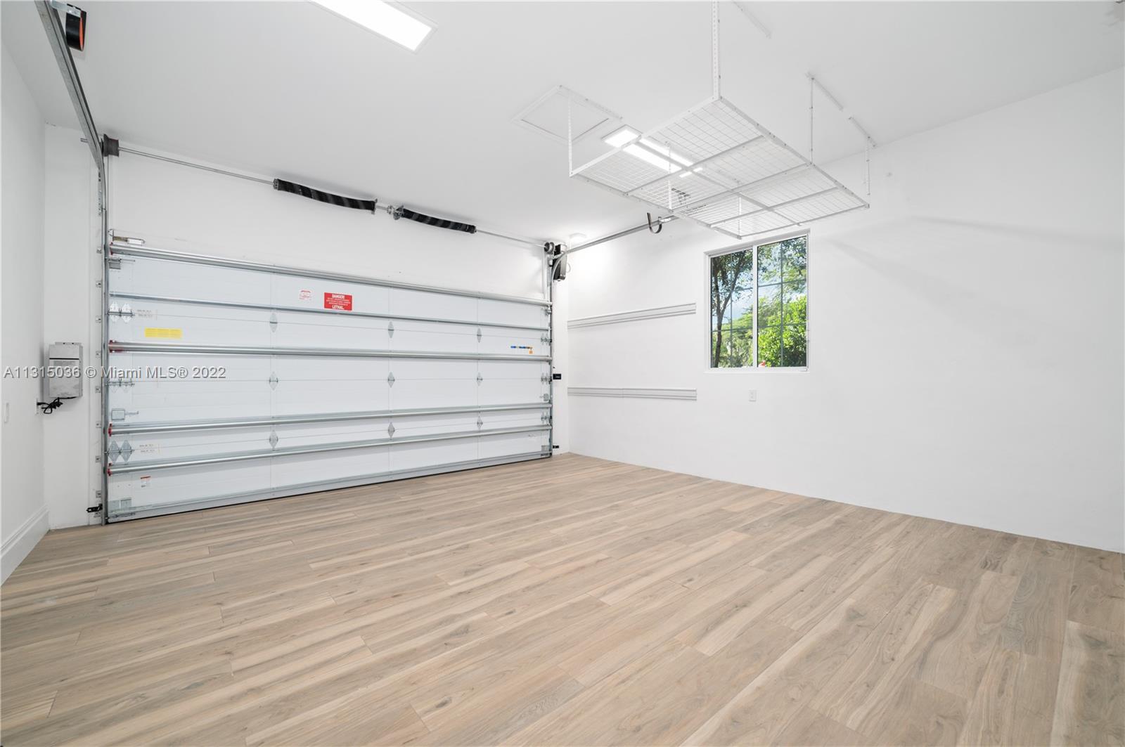 WINDOVER GROVE - Residential
