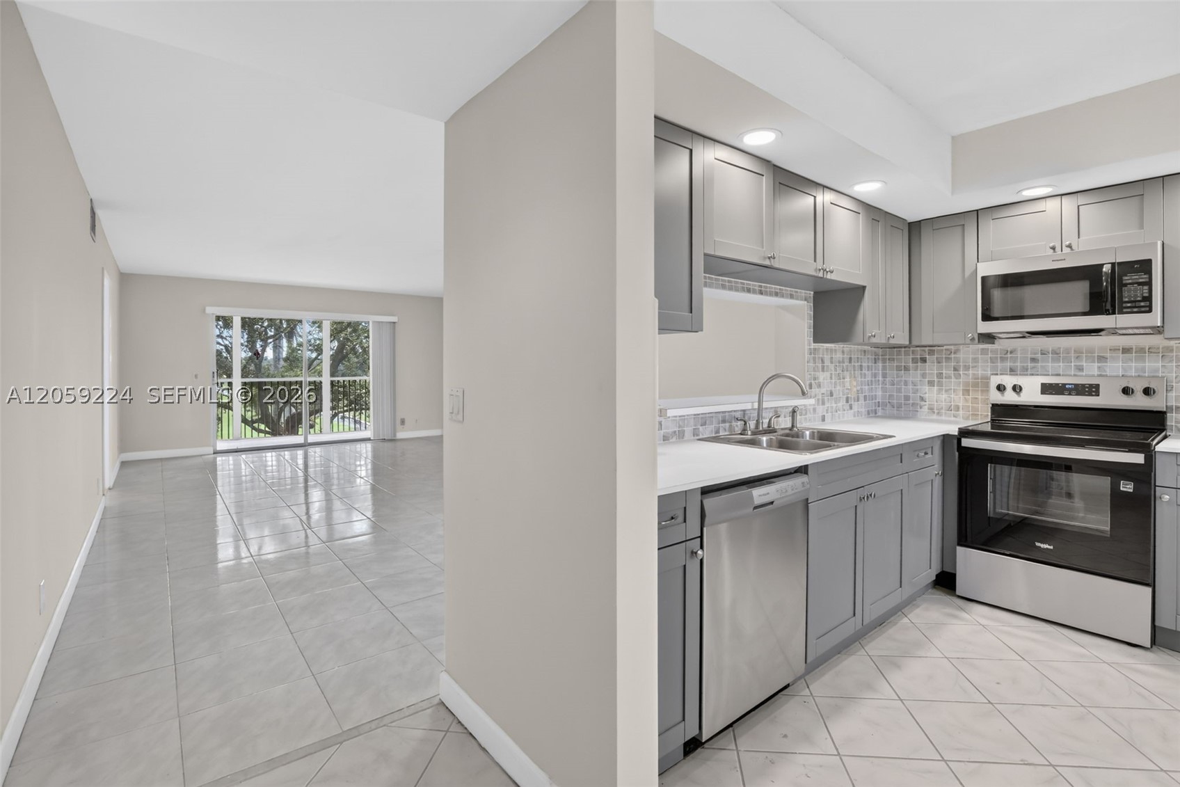 12800 SW 7th CT, 306G