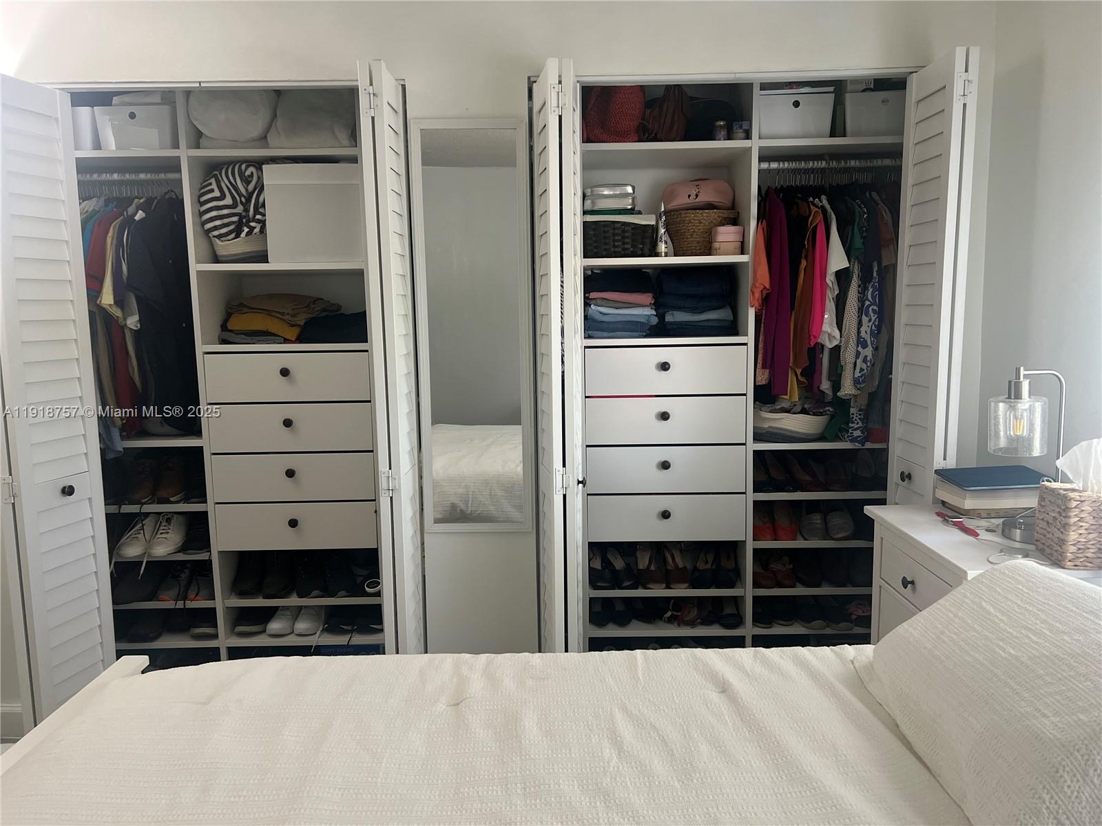 LAGUNA CLUB CONDO - Residential Lease