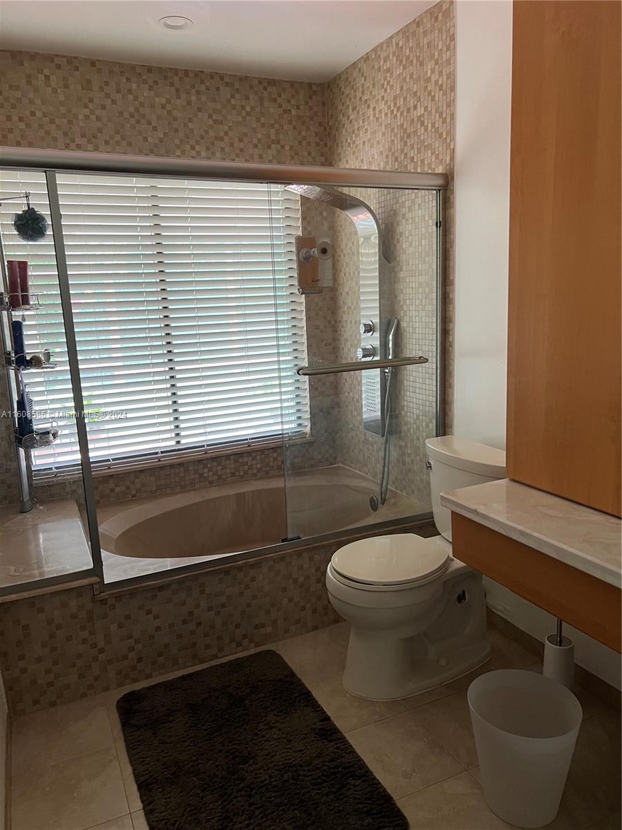 CALUSA CLUB ESTATES - Residential