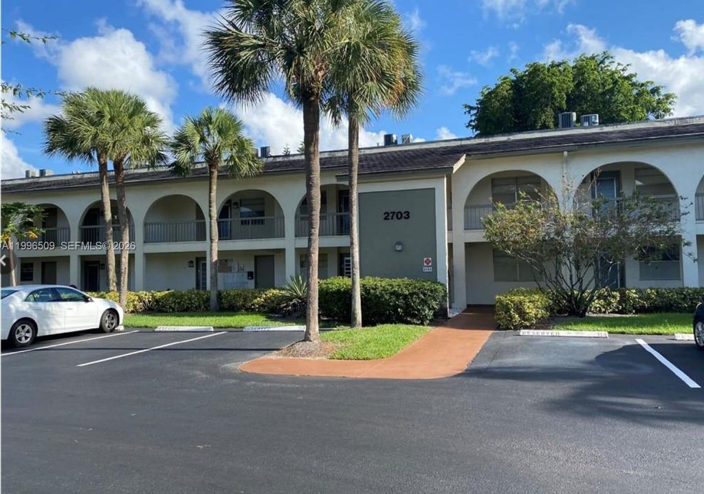Photo of 2703 Nassau Bnd #E2, Coconut Creek, FL 33066 (MLS # A11996509)