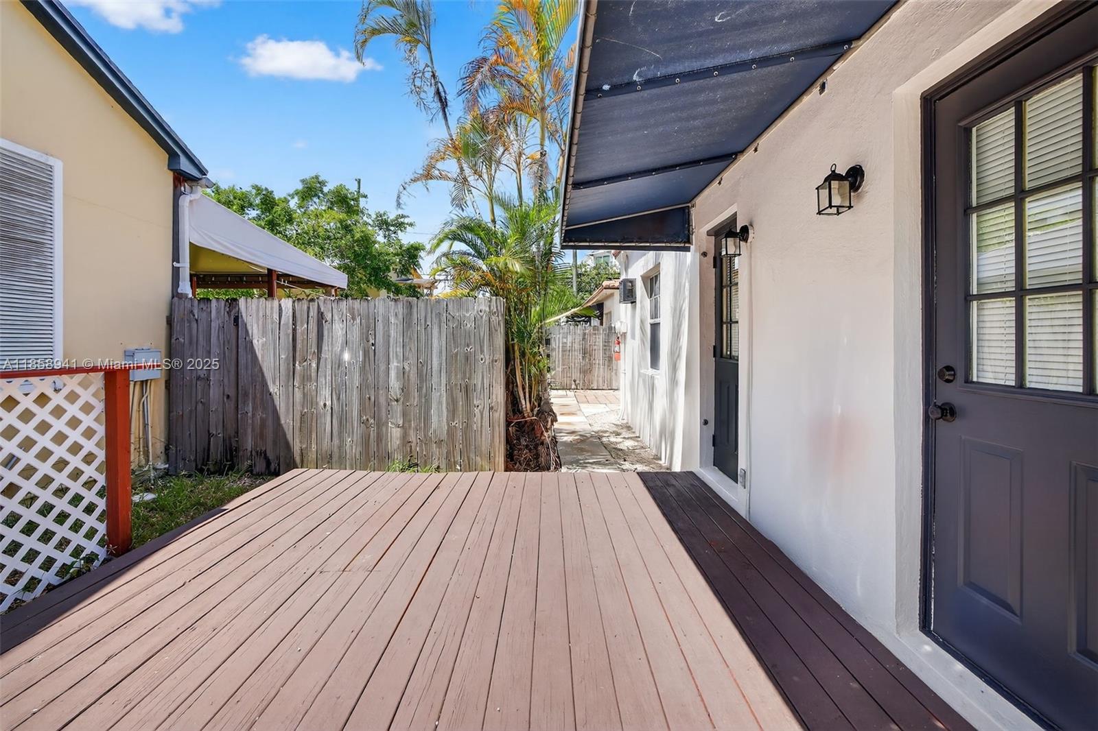 STRANAHANS SUB - Residential Income