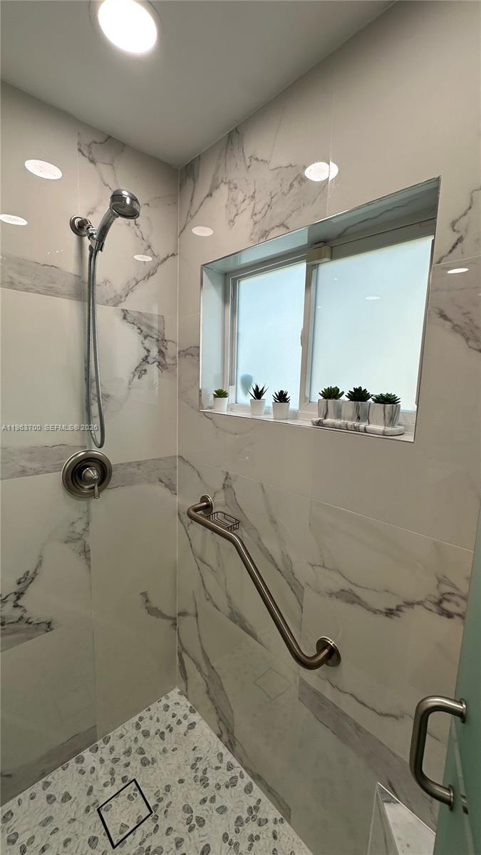 CHANTE-CLARE - Residential