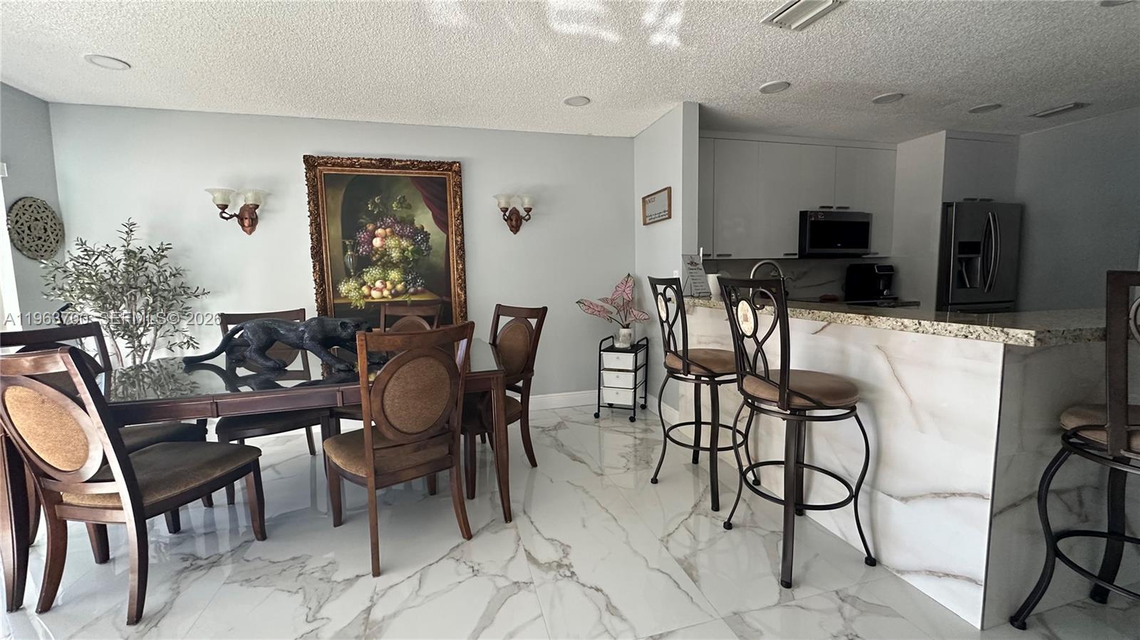 CHANTE-CLARE - Residential