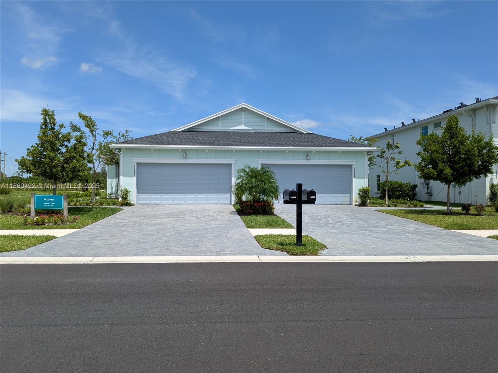 Experience the best of Arden living in this beautiful villa!
***Photos shown are of the model home. The property is brand new, featuring clean white finishes and tile flooring throughout all rooms.
3 ROOMS + CONVENIANTE OFFICE / DEN. Zoned for the highly regarded Saddle View Elementary School.
ONLY 1 Security Deposit - Renters Insurance Required. Rent-to-own option available.