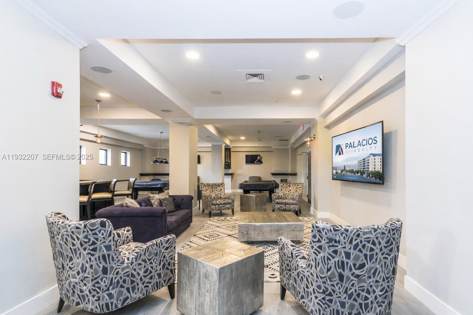 WAVE CONDO - Residential Lease