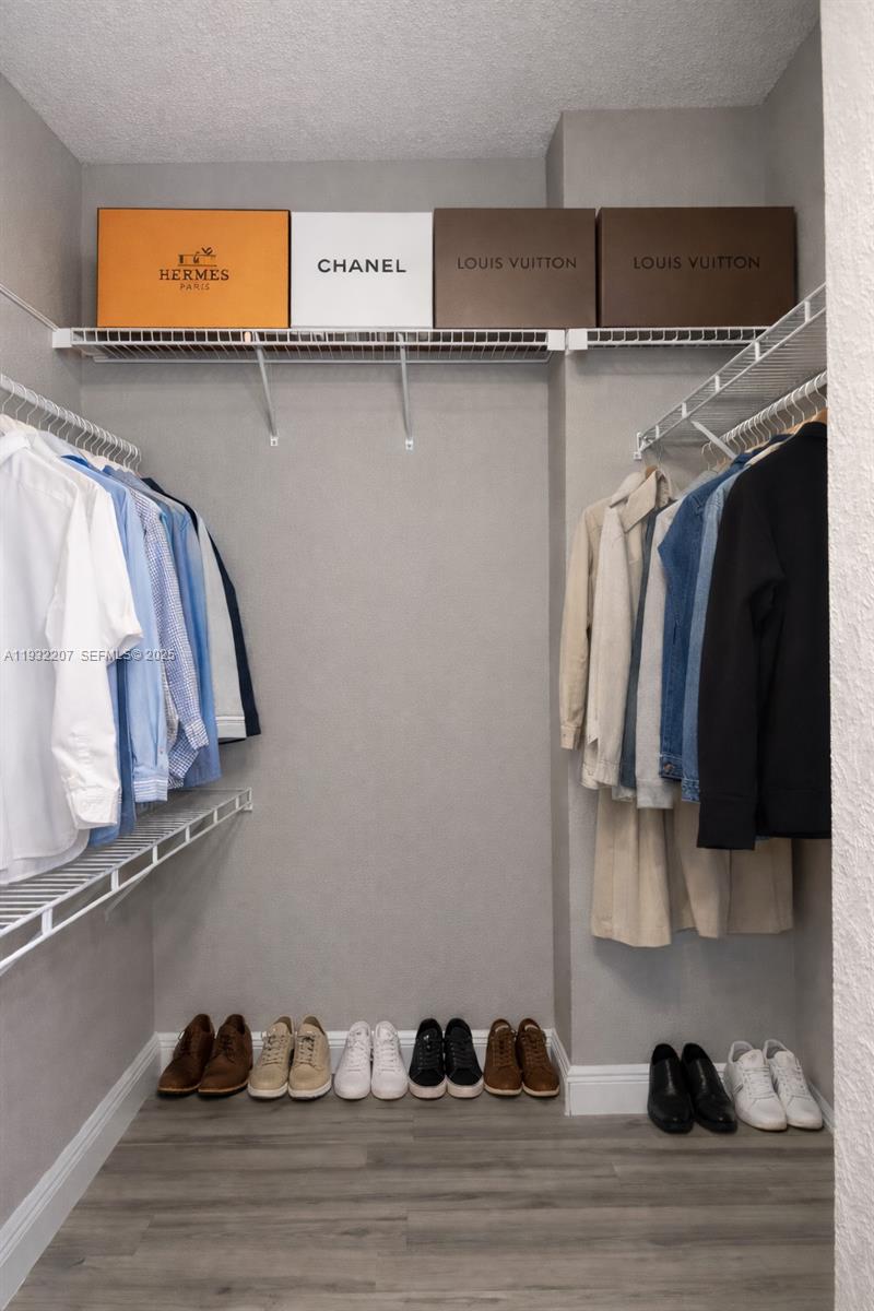 WAVE CONDO - Residential Lease