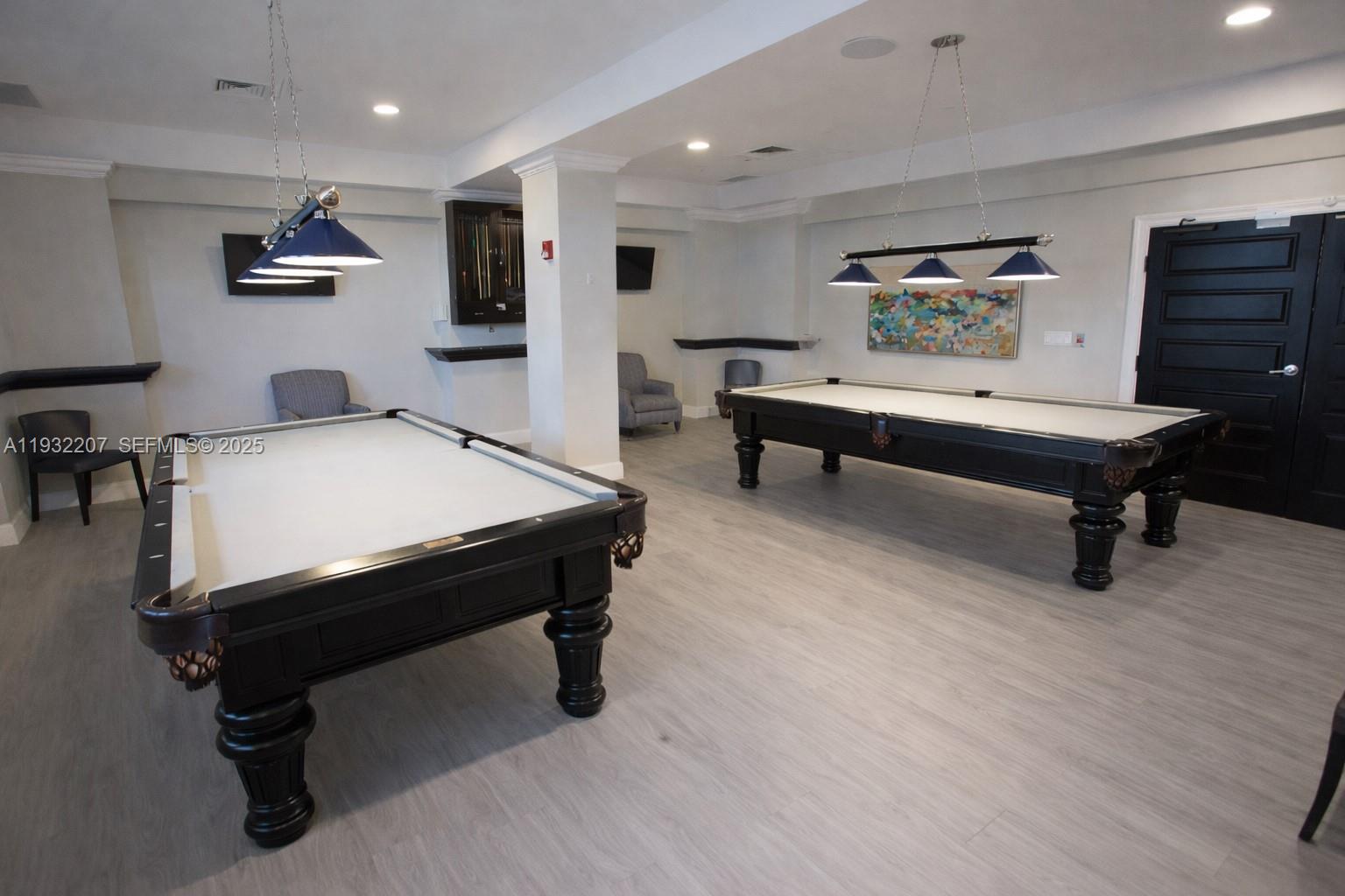 WAVE CONDO - Residential Lease