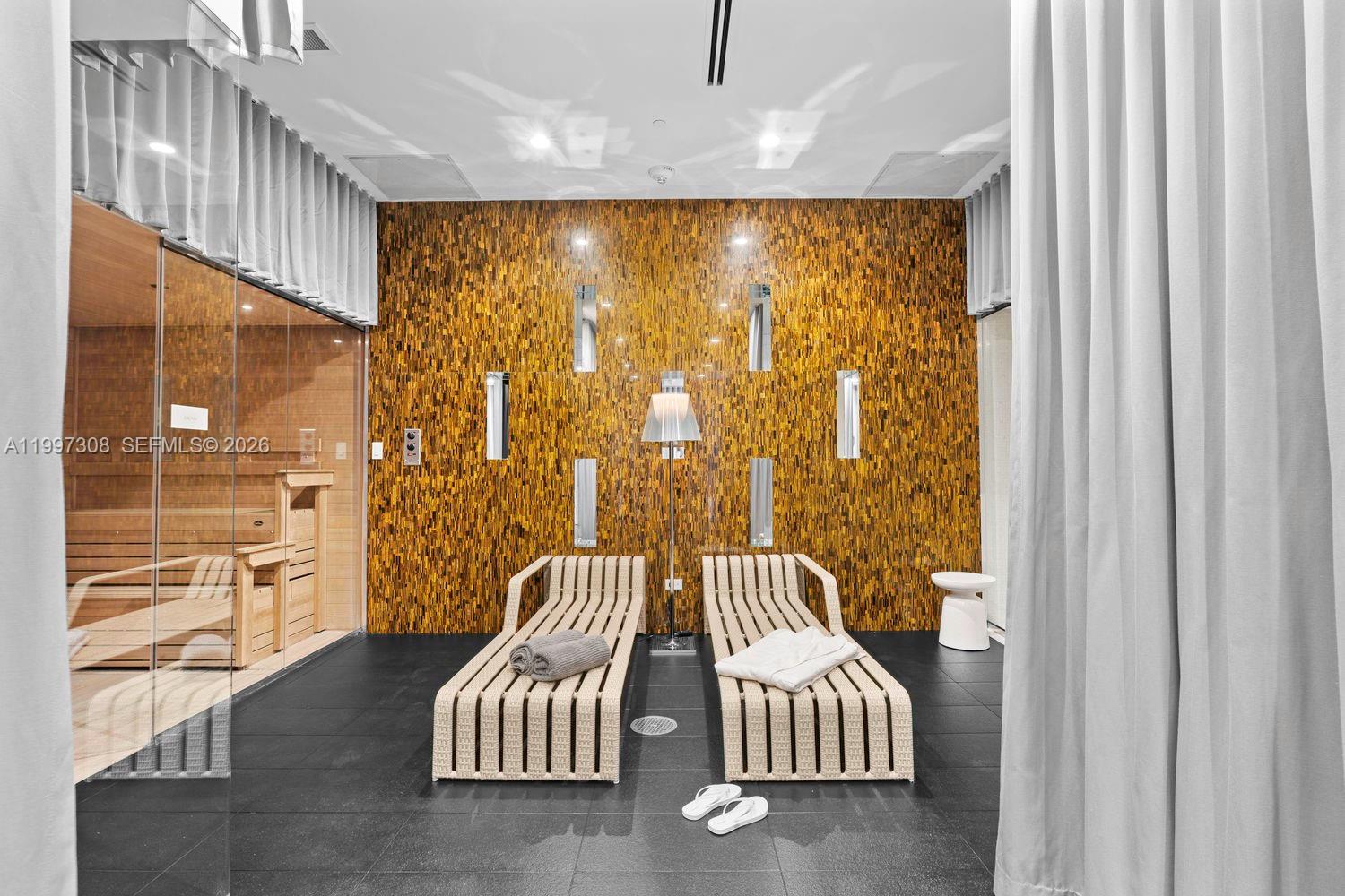 Metropica - Residential