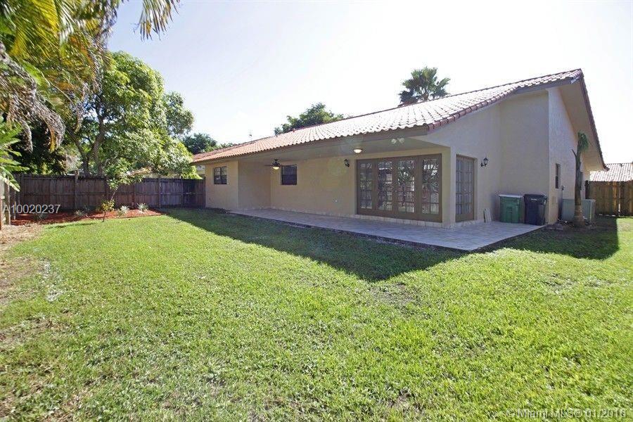 This fantastic home is waiting for your client. Background, Credit and Income is required for each adult, $45.00 appl. fee per resident. Security deposits are contingent on credit history and background check. Pets Ok $250 non-refundable Pet deposit p/pet plus $20/month P/P. . Tenant responsible for Lawn, Utilities. Renters insurance.