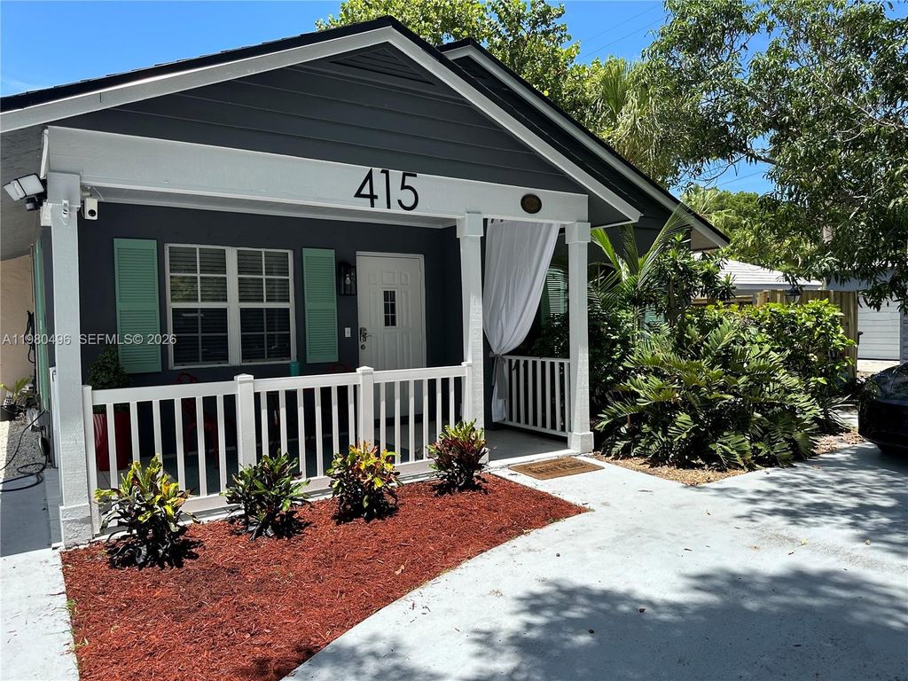 Photo of 415 32nd St #1, West Palm Beach, FL 33407 (MLS # A11980496)