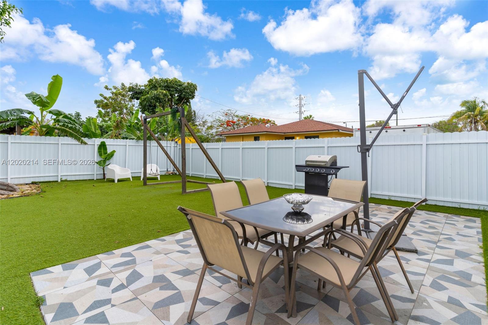 EARLINGTON HGTS - Residential