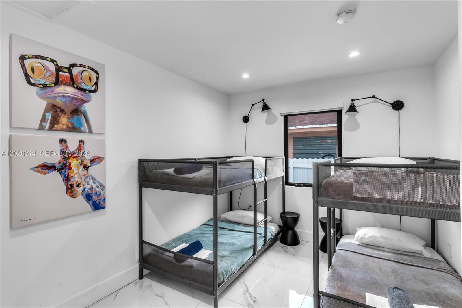 EARLINGTON HGTS - Residential