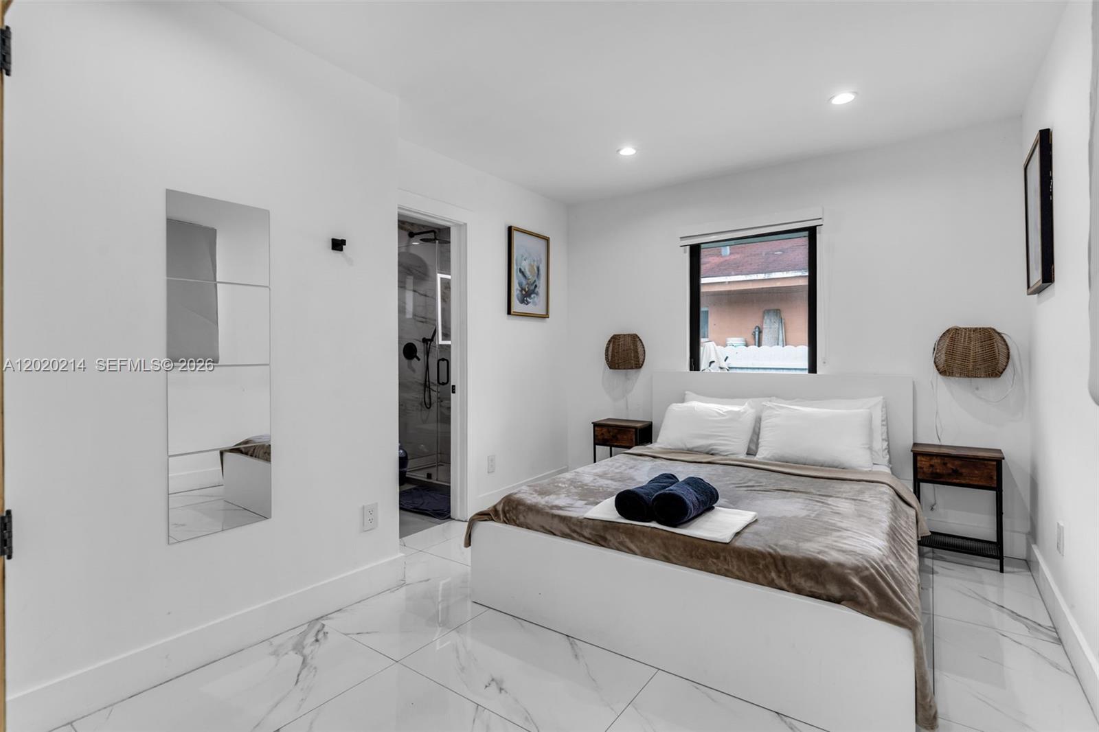 EARLINGTON HGTS - Residential