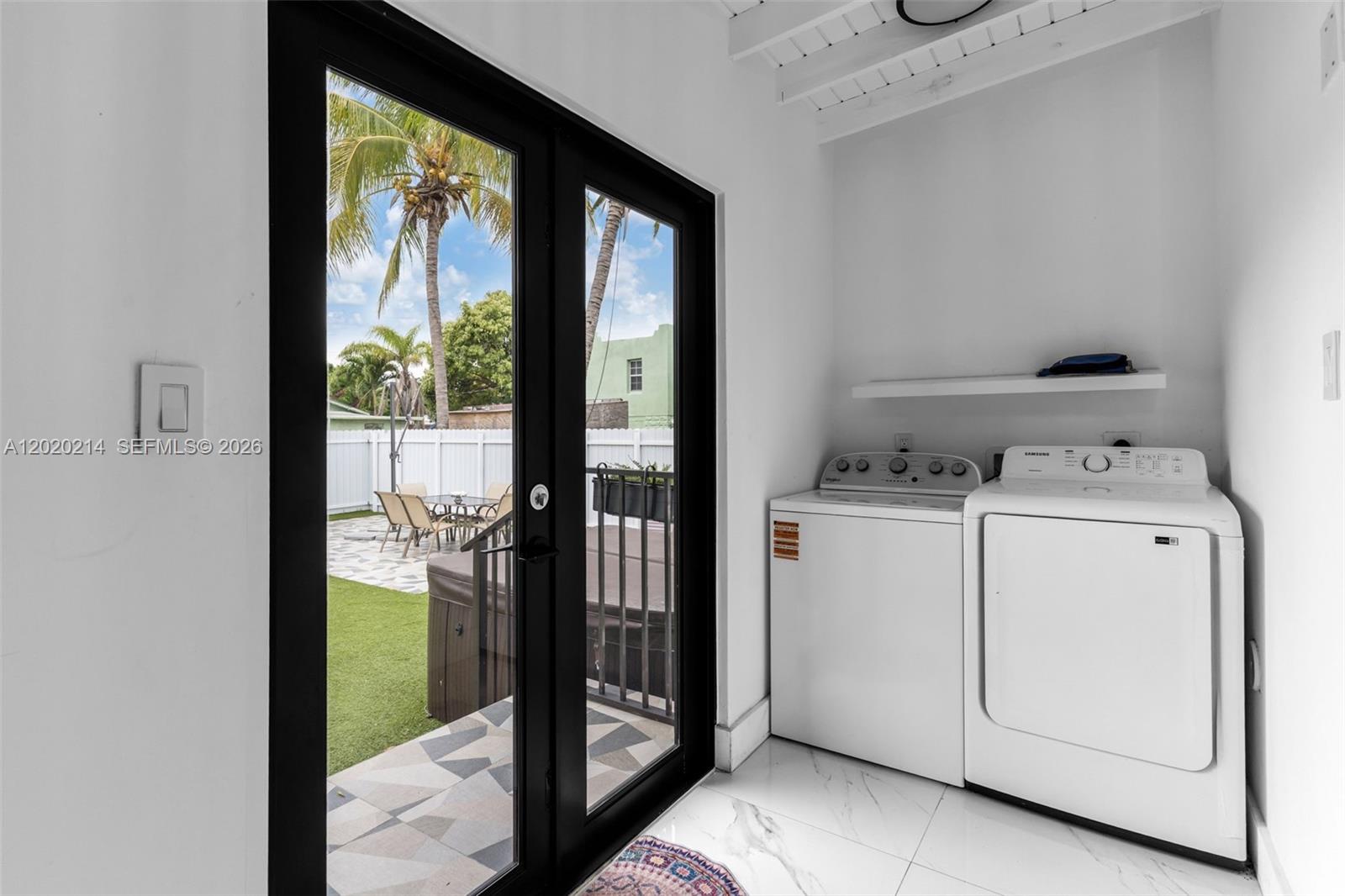 EARLINGTON HGTS - Residential