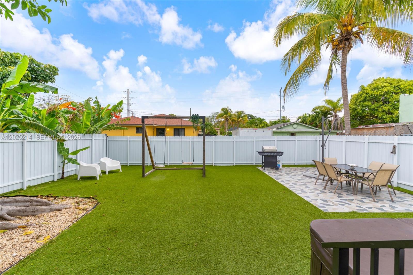 EARLINGTON HGTS - Residential