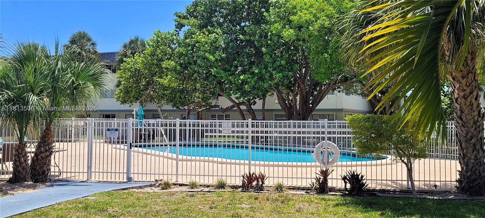 Rental Property at 270 Layne Blvd 106, Hallandale Beach, Broward County, Florida - Bedrooms: 2 
Bathrooms: 2  - $2,300 MO.