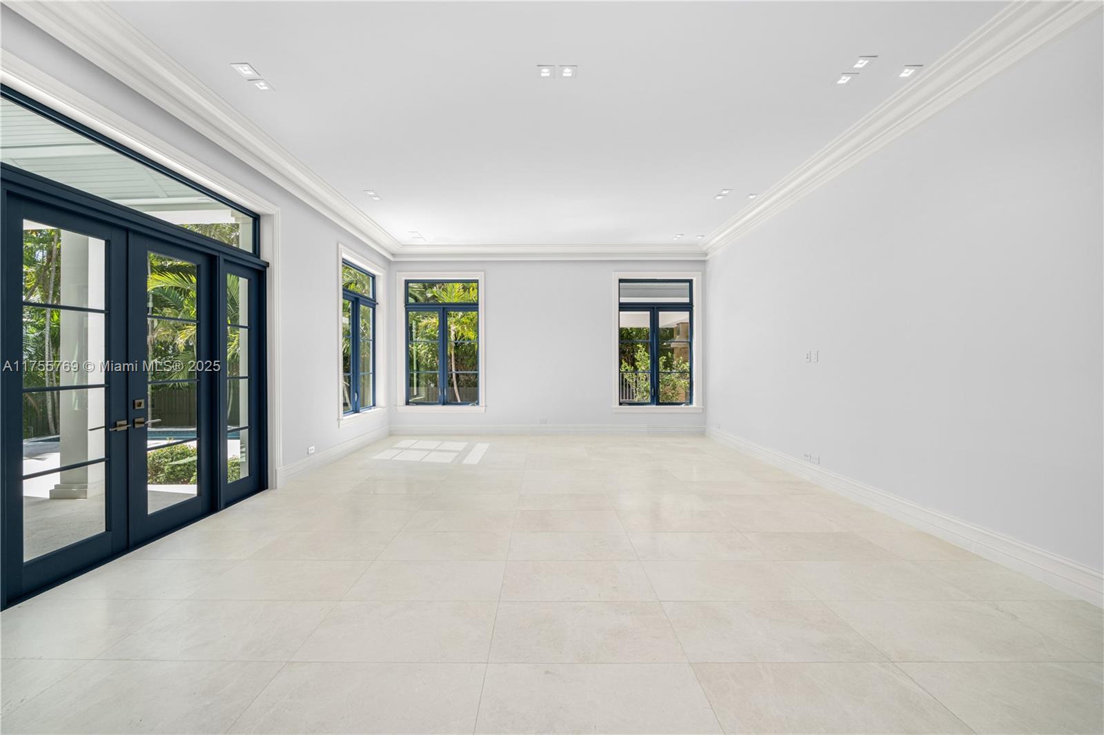 SUB OF LAGORCE ISLAND - Residential