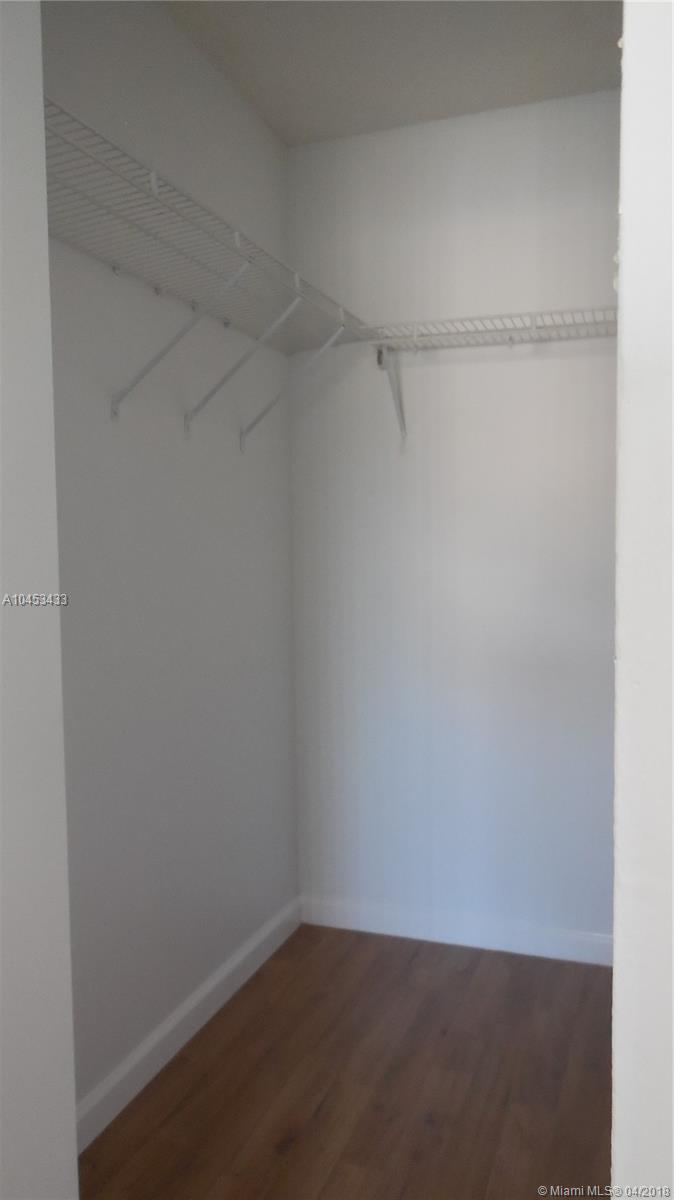 BONITA VILLAS CONDO - Residential Lease