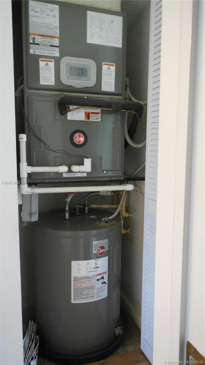 BONITA VILLAS CONDO - Residential Lease