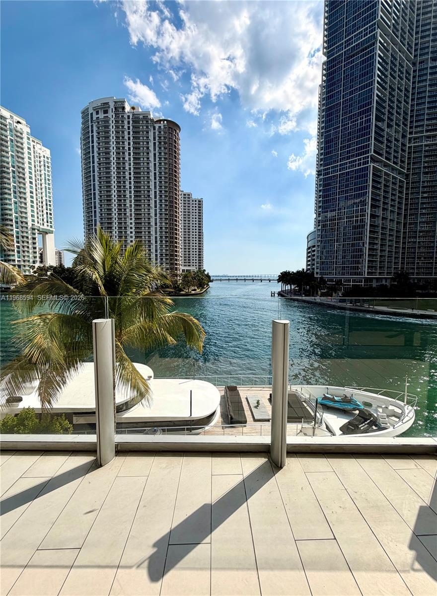 300 Biscayne Blvd Way 303