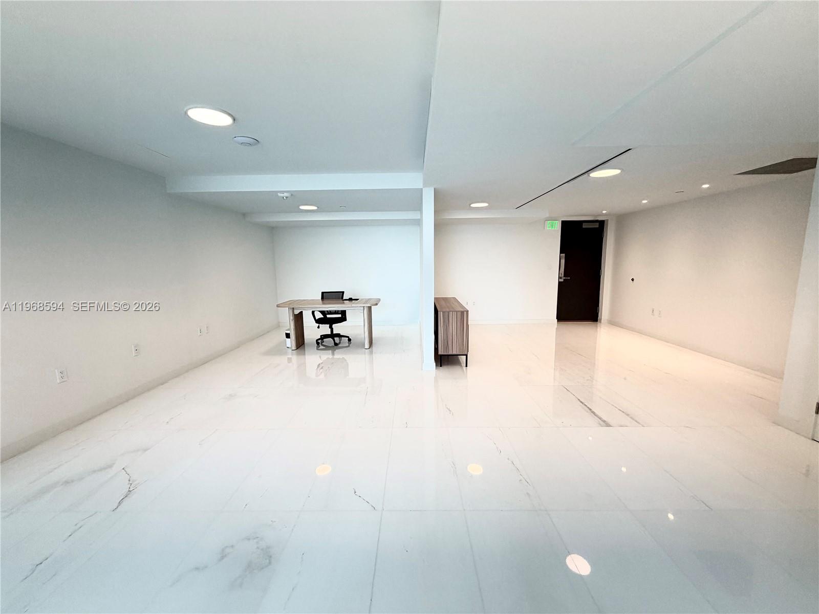 300 Biscayne Blvd Way 303