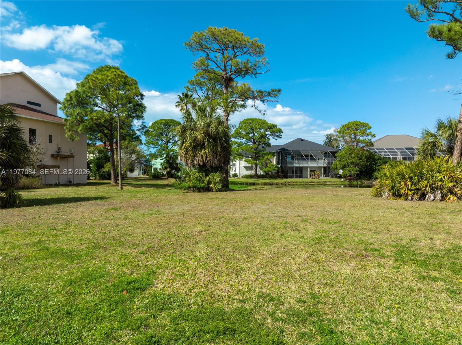 POINTE ALEXIS NORTH PHASE - Land