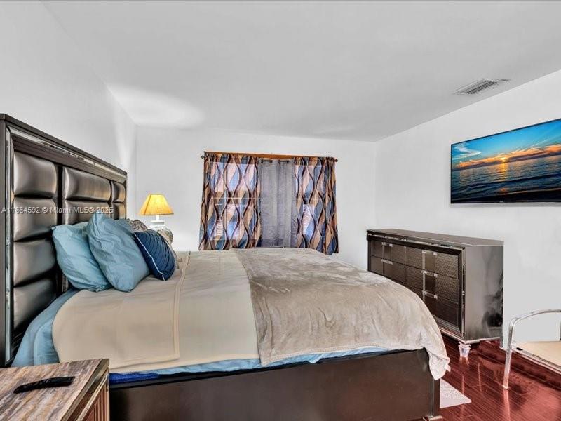 Lakeside South - Residential