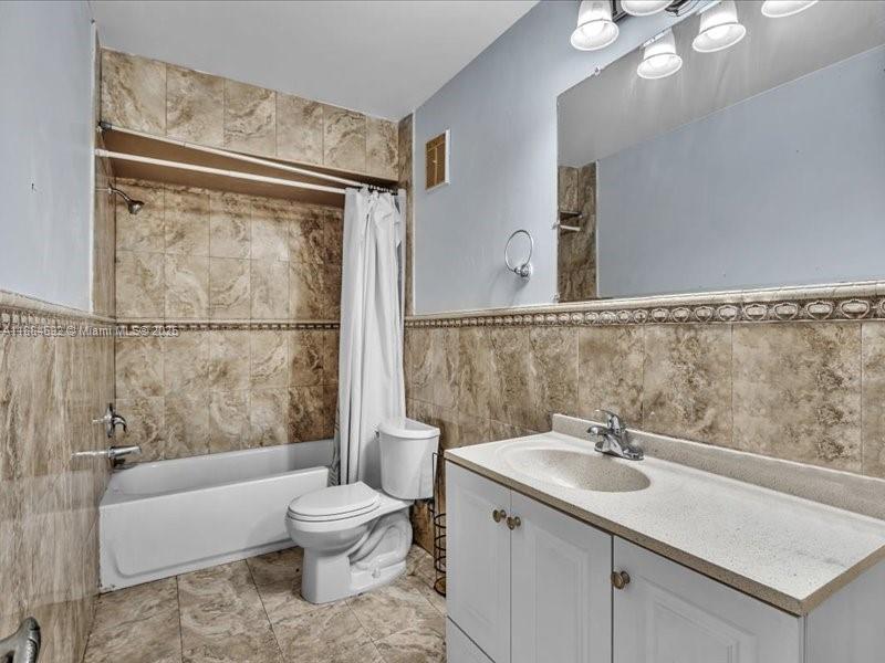 Lakeside South - Residential