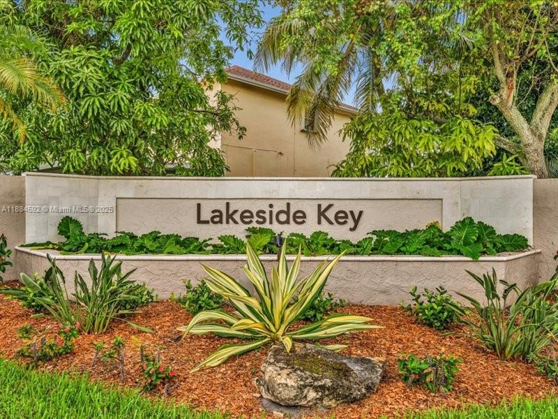 Lakeside South - Residential