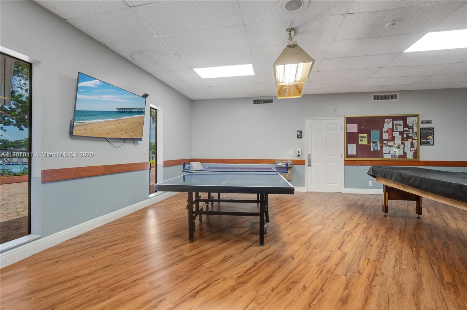 VILLAS AT CARRIAGE HILLS - Residential Lease