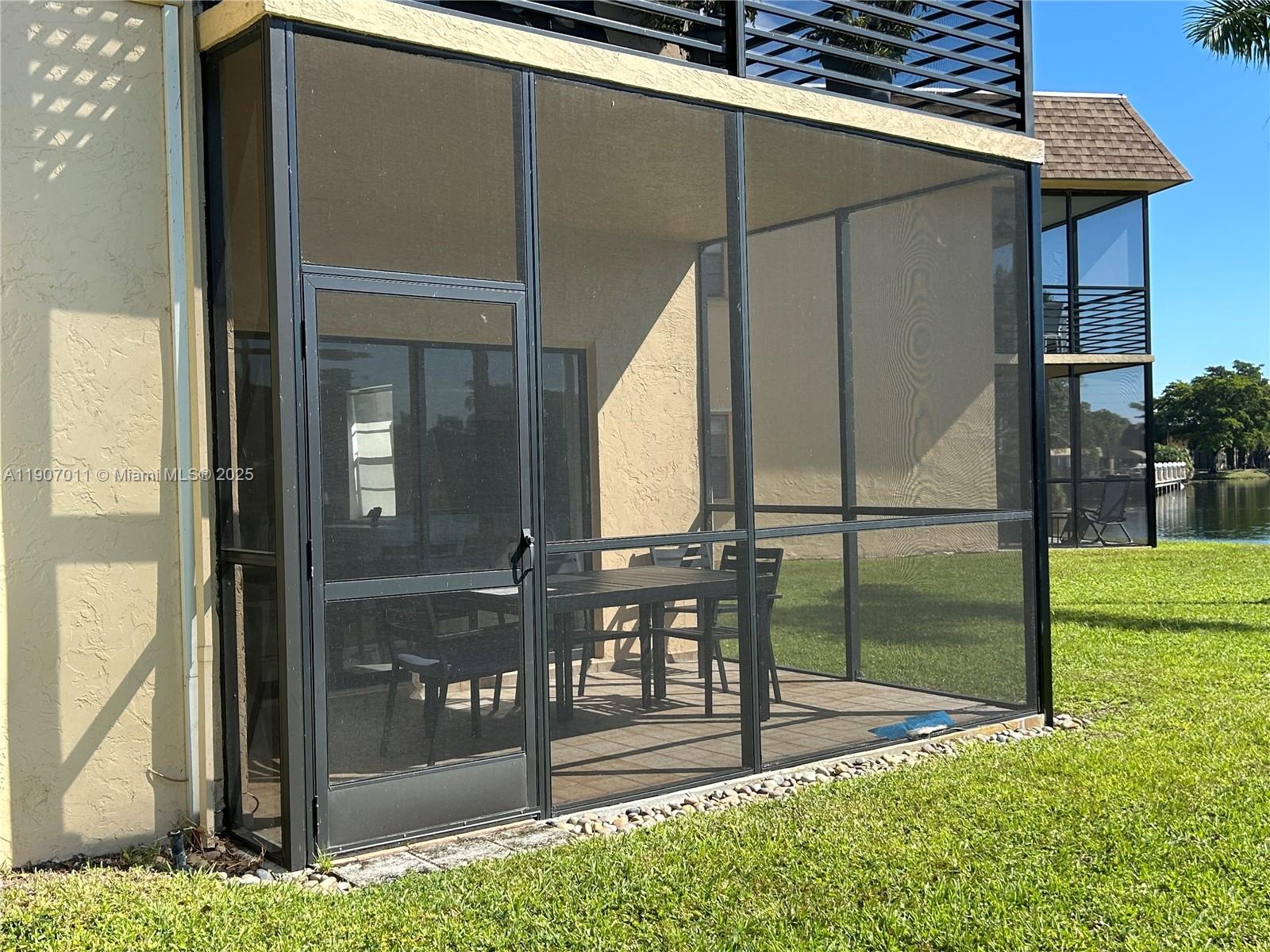 VILLAS AT CARRIAGE HILLS - Residential Lease