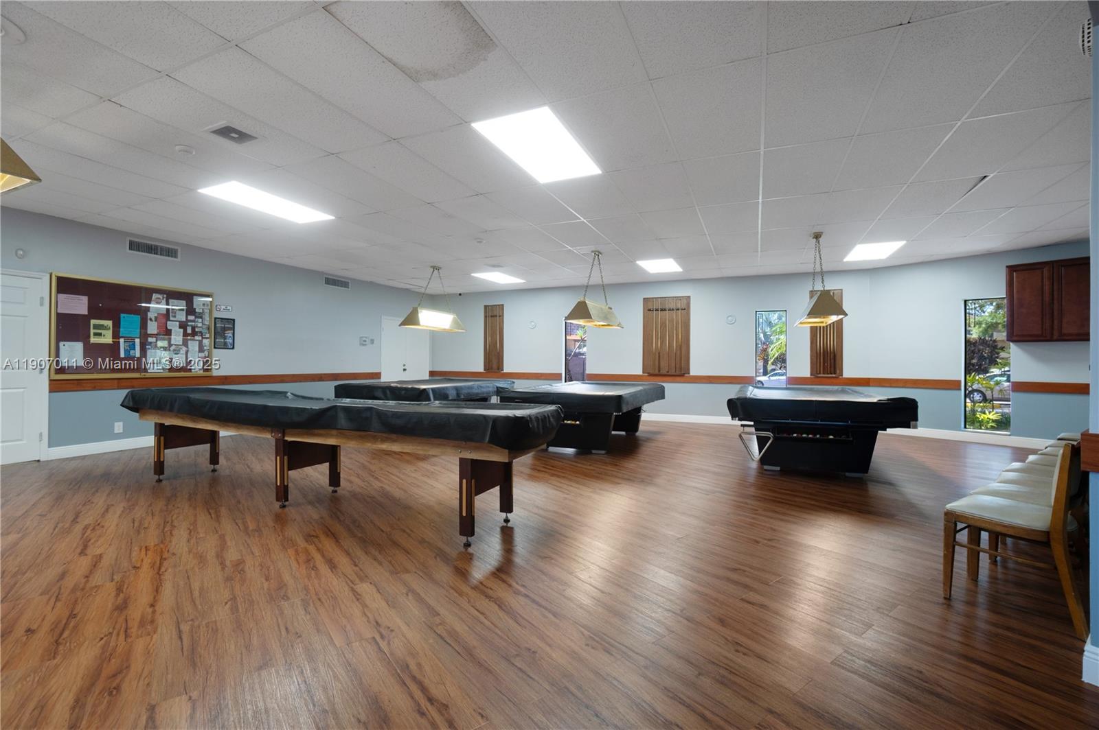 VILLAS AT CARRIAGE HILLS - Residential Lease