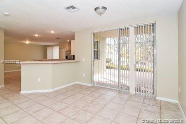CORAL RIDGE DRIVE COMMERC - Residential Lease