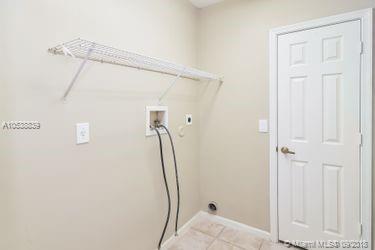 CORAL RIDGE DRIVE COMMERC - Residential Lease